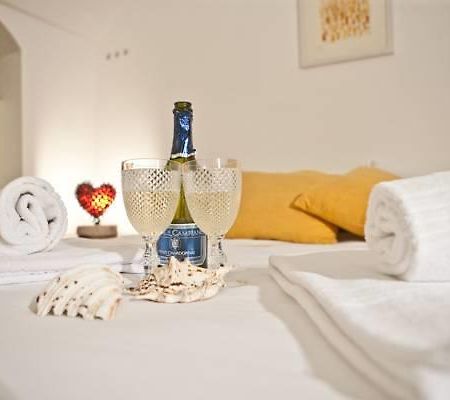 Levante Rooms โปลีญาโนอามาเร ภายนอก รูปภาพ