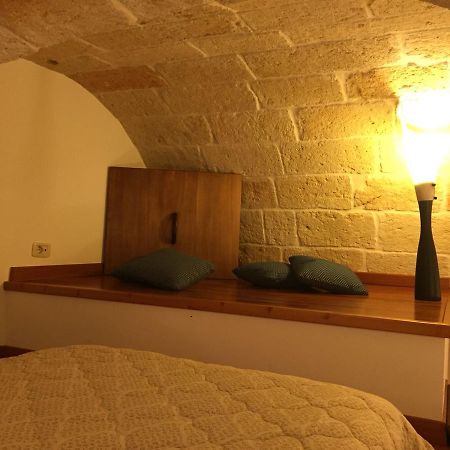 Levante Rooms โปลีญาโนอามาเร ภายนอก รูปภาพ