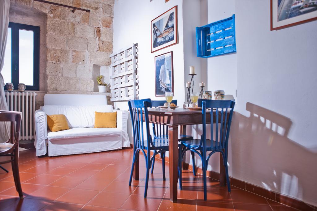 Levante Rooms โปลีญาโนอามาเร ภายนอก รูปภาพ