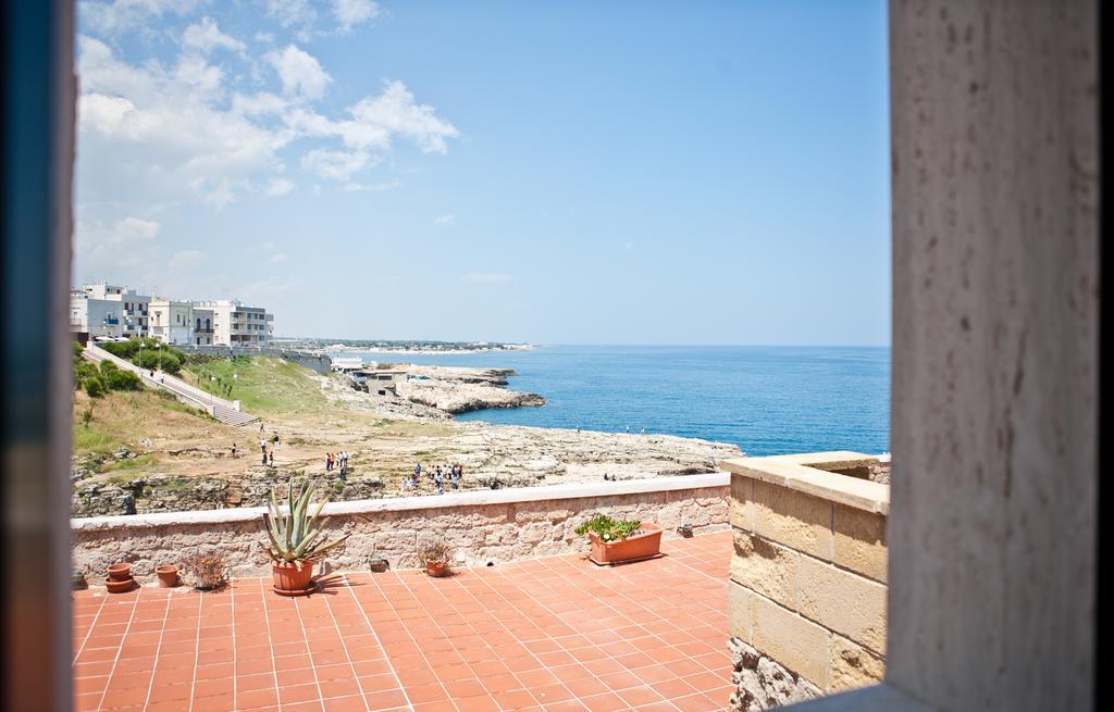 Levante Rooms โปลีญาโนอามาเร ภายนอก รูปภาพ
